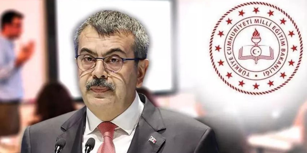 Yüzlerce sınıfta kalan öğrenci velisi okul kapısına dayandı! Bakan Tekin sınıf tekrarı kararı için…